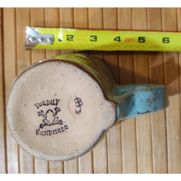 A Creative Mess Is Better Than Tidy Idleness Art Mug -Signed Toadily Handmade - Picture 7 of 7